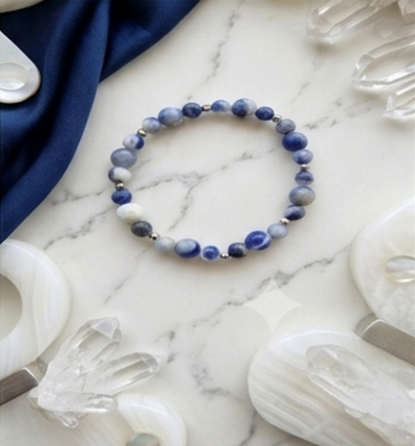 Bracciale artigianale in Sodalite pietre naturali handmade GM_Creations