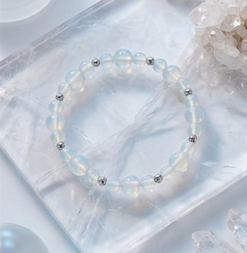 Bracciale artigianale in Opalite handmade GM_Creations