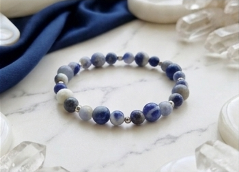 Bracciale artigianale in Sodalite pietre naturali handmade GM_Creations