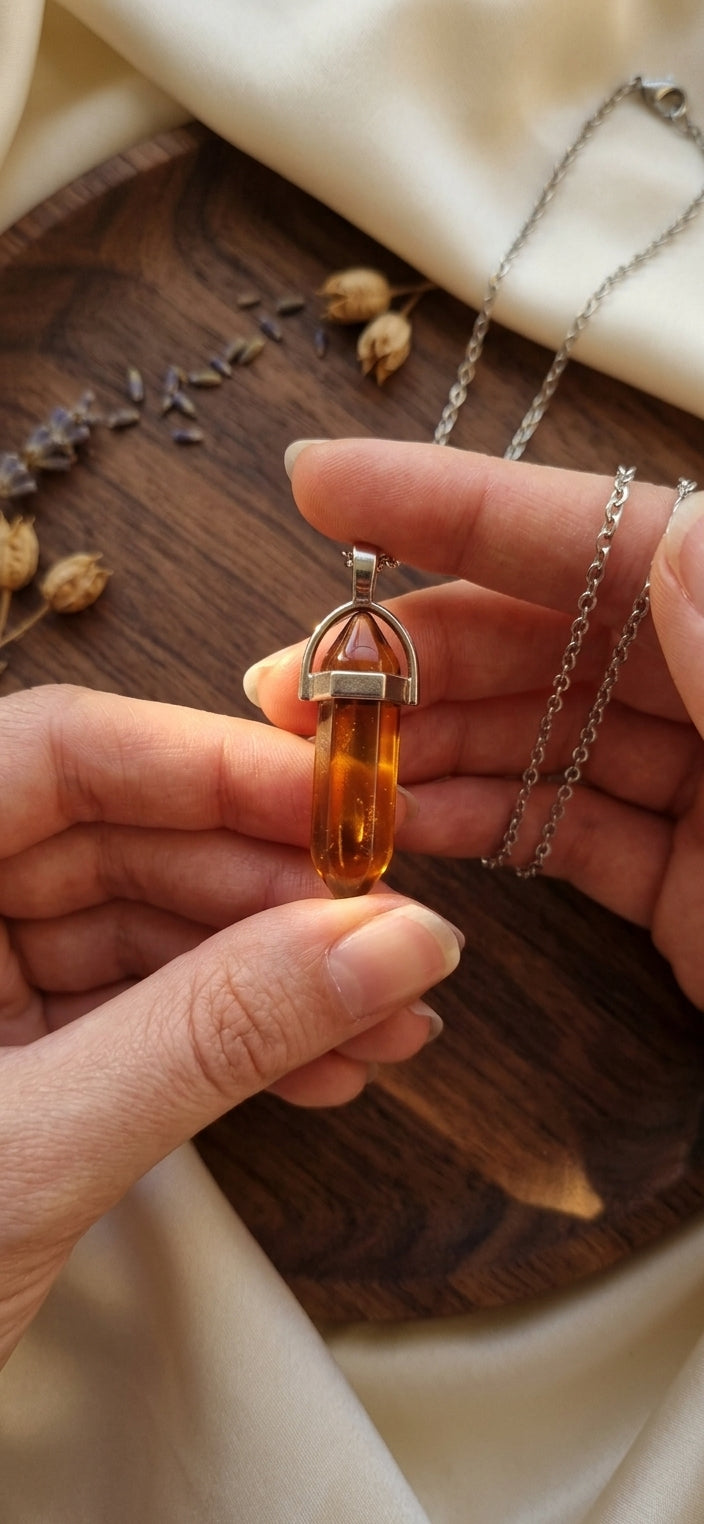 Collana artigianale ciondolo prisma esagonale Agata Ambra pietra naturale handmade GM_Creations