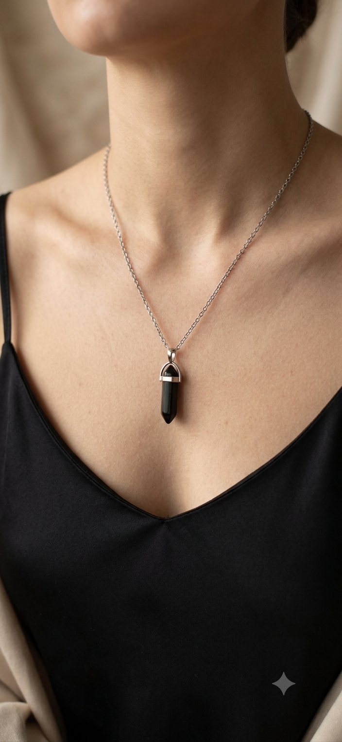 Collana artigianale ciondolo prisma esagonale Tormalina Nera pietra naturale handmade GM_Creations