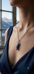 Collana artigianale ciondolo prisma esagonale Sodalite pietra naturale handmade GM_Creations