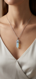 Collana artigianale ciondolo prisma esagonale Opalite pietra naturale handmade GM_Creations