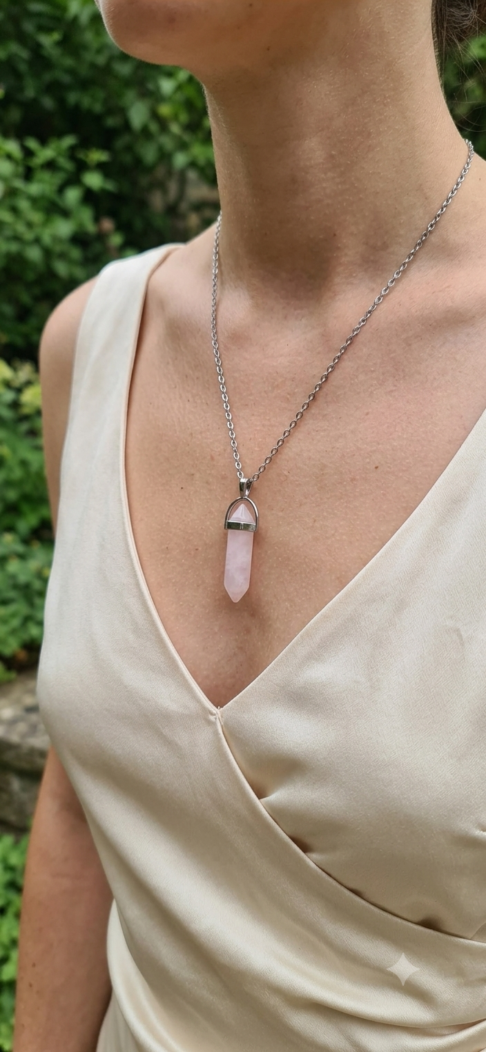 Collana artigianale ciondolo prisma esagonale Quarzo Rosa pietra naturale handmade GM_Creations