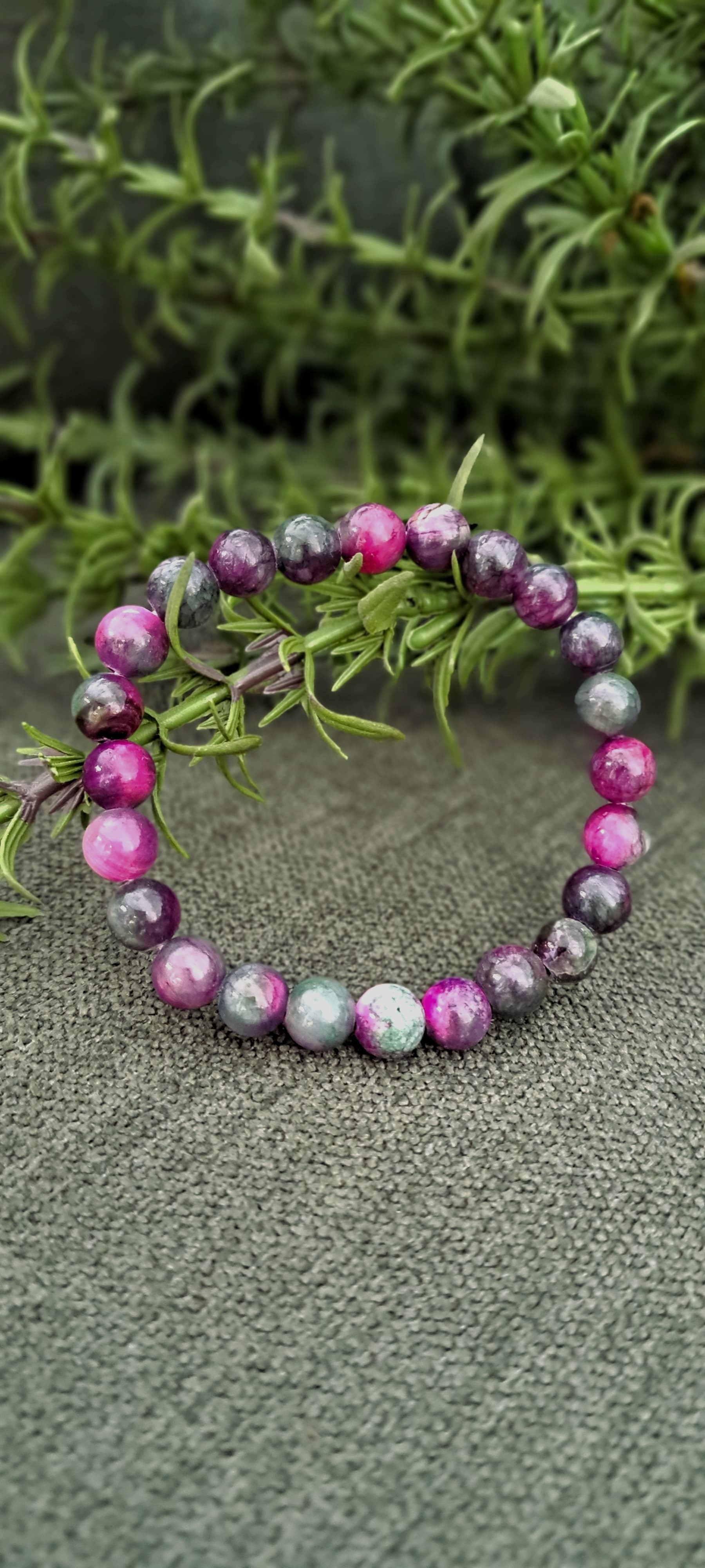 Bracciale artigianale in Giada Birmana pietre naturali handmade GM_Creations
